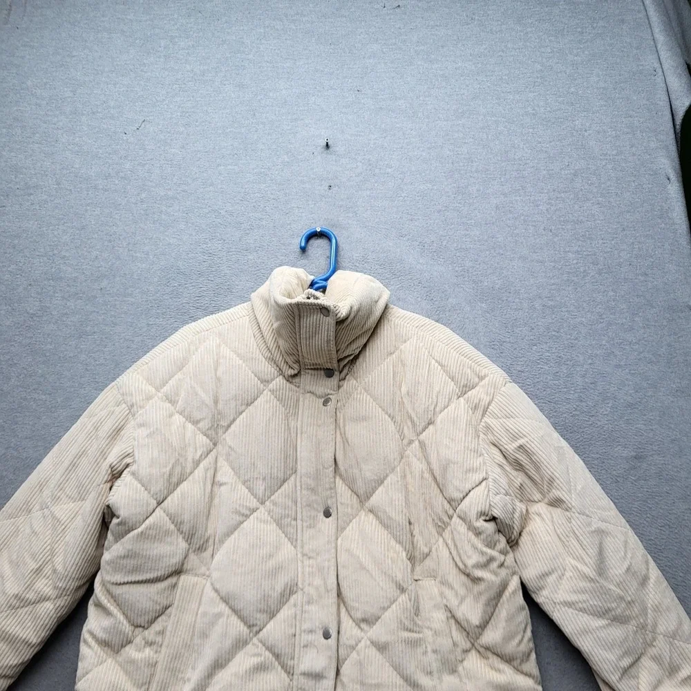 Levis *please carefully